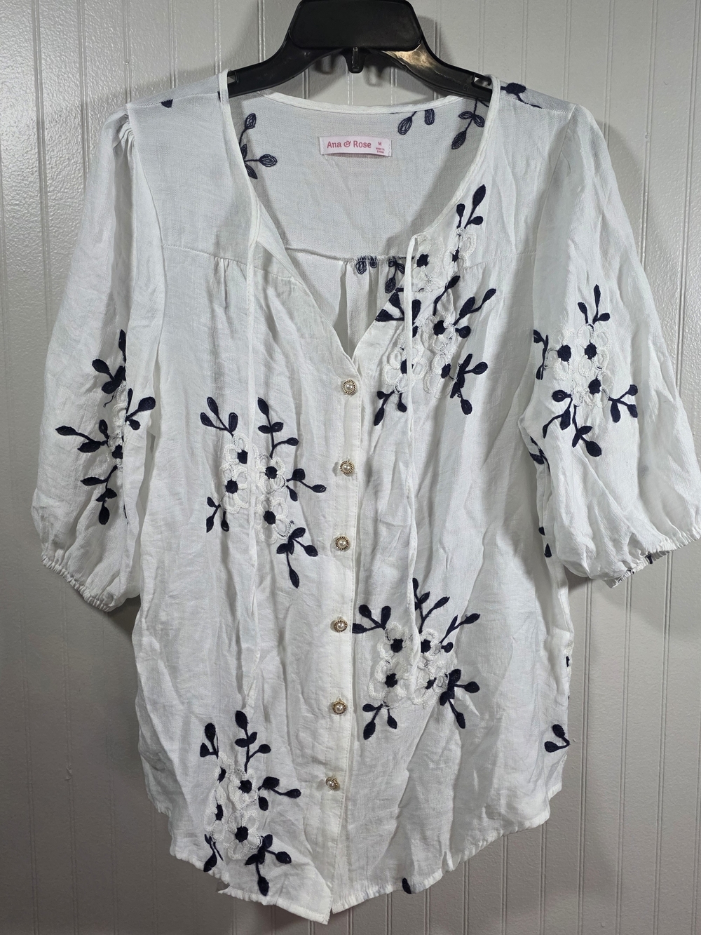 Ana & Rose Embroidered Paisley Floral White Boho Button Down Blouse  Size Medium